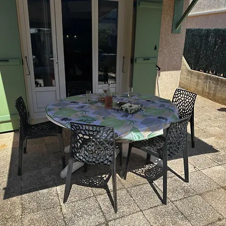 Charmante Maison A Familiale A 500m De La