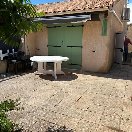 Holiday home Charmante Maison A Familiale A 500m De La Marseillan (Herault)